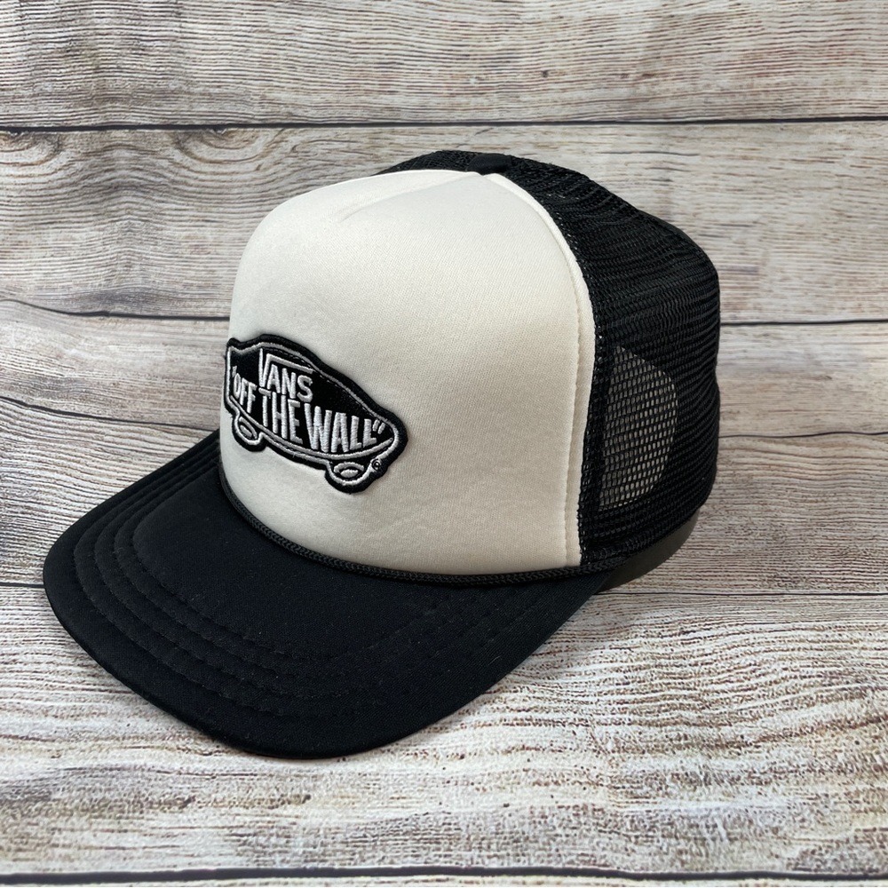 Vans Off The Wall Trucker Hat Foam Front Black White Snapback Hat